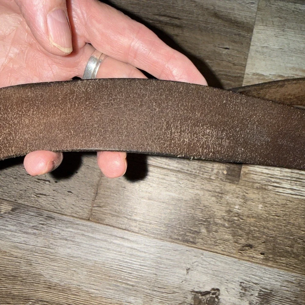 Women's EDDIE BAUER Classic Brown Leather Belt MEDIUM (33-37